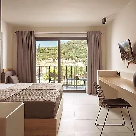 Ξενοδοχείο Filoxenia Zakynthos 4*